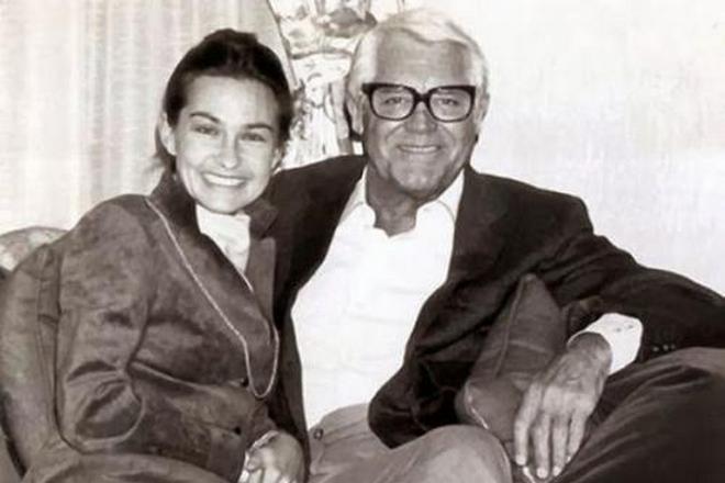 Cary Grant and Barbara Harris