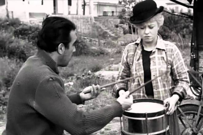 A screenshot from the movie The Road