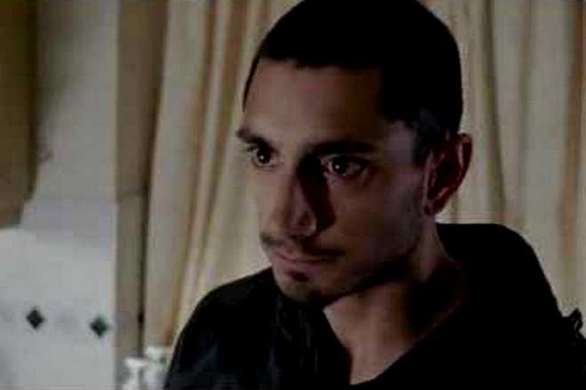Riz Ahmed in the movie Shifty