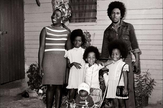 Bob Marley with his wife and children