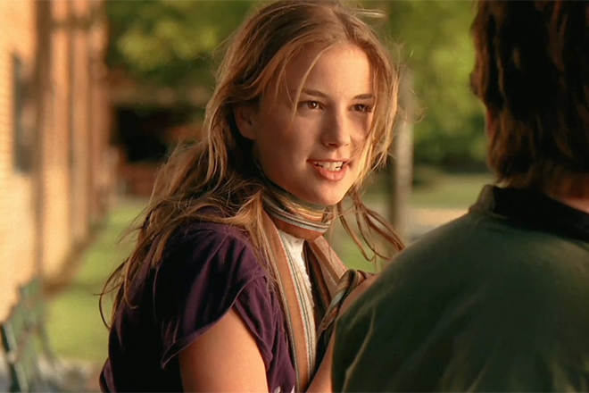 Emily VanCamp in the series Norman