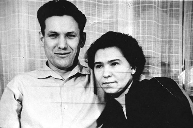 With his wife Naina Yeltsin