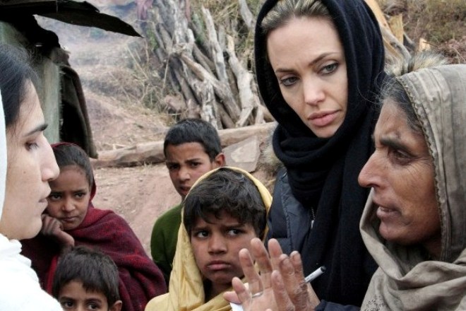 Angelina Jolie in Pakistan, 2005