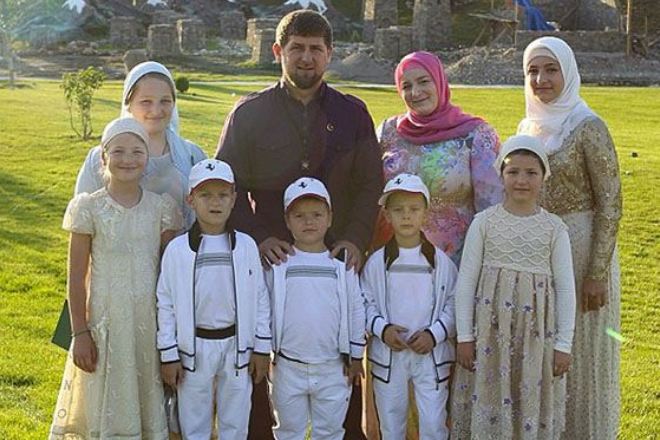 Ramzan Kadyrov with his wife and children