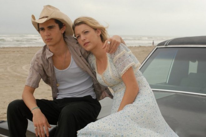 Blake Lively in the movie "Elvis and Anabelle"