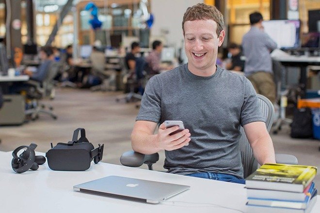 Mark Zuckerberg in the Facebook office