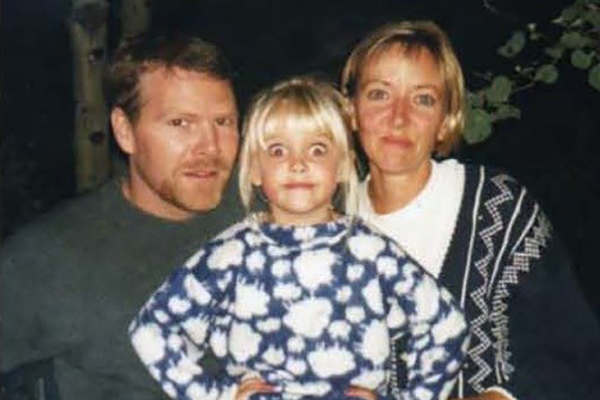AnnaSophia Robb with father David and mother Janet
