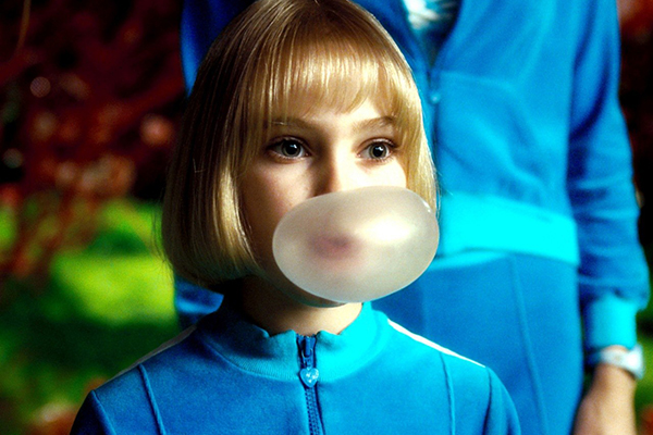 AnnaSophia Robb in the film Charlie and the Chocolate Factory