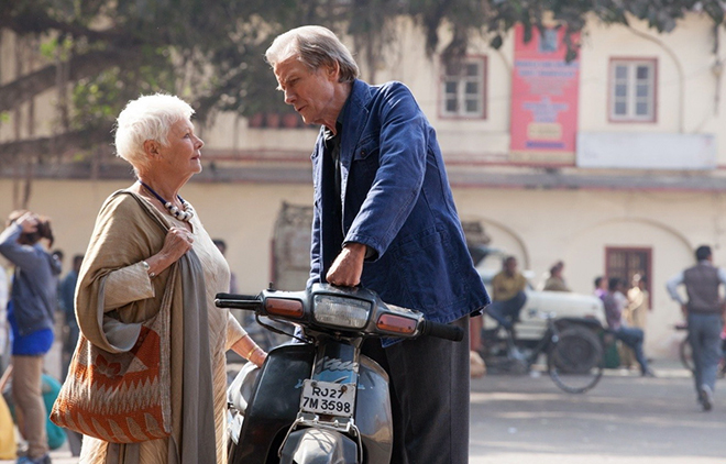 Richard Gere in India on the set of the film "Marigold Hotel"