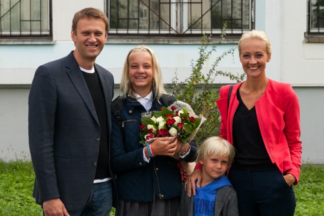 Alexey Navalny with his family