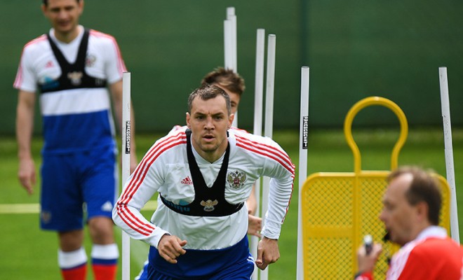 Artem Dzyuba at the national team’s training