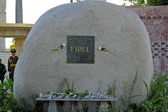 Fidel Castro’s grave