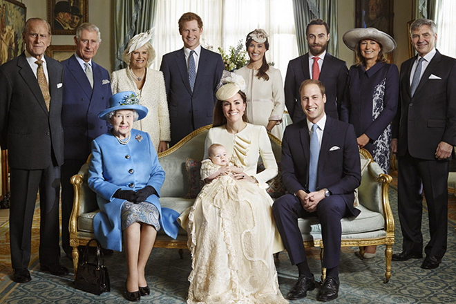 Elizabeth II with her family