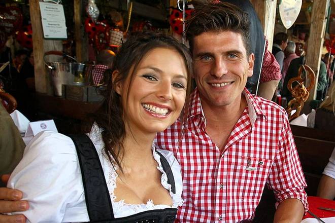 Mario Gomez and his wife, Carina Wanzung
