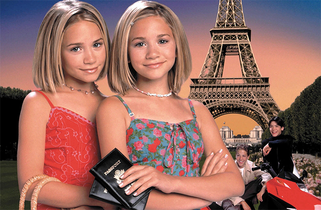 Mary-Kate Olsen and Ashley Olsen in the film Passport to Paris