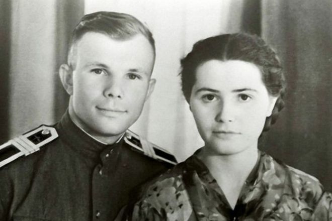 Yuri Gagarin and Valentina Goryacheva