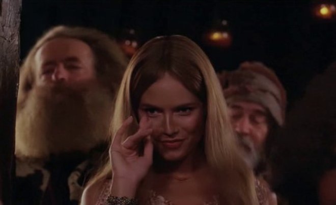 Heidi Klum in the movie Ella Enchanted