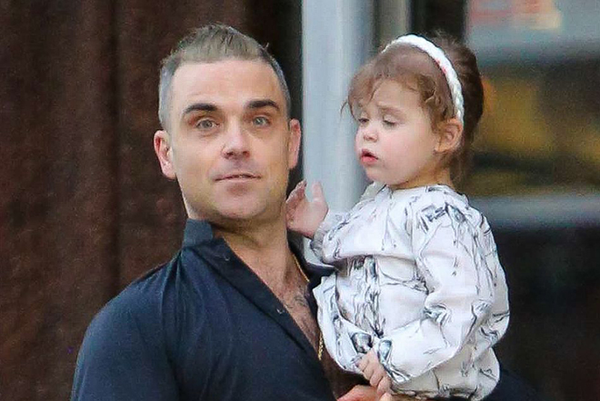 Robbie Williams with his daughter