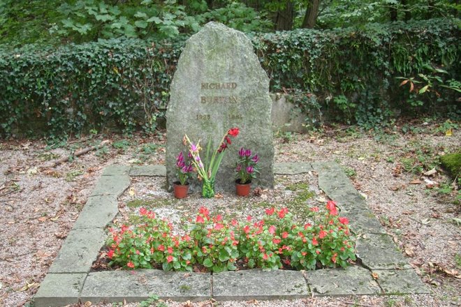 Richard Burton’s grave