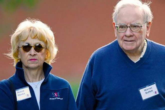 Warren Buffett and his second wife, Astrid Menks
