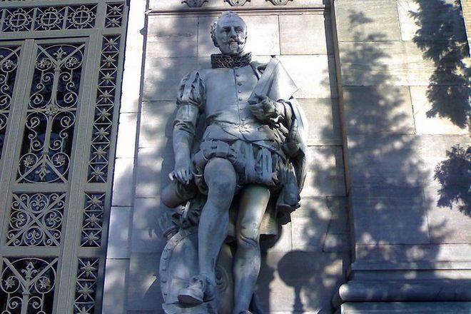 The monument to Miguel de Cervantes in Madrid