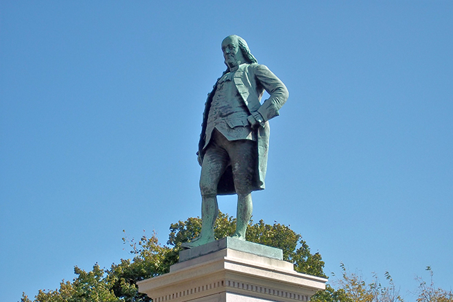 The monument to Benjamin Franklin in Chicago