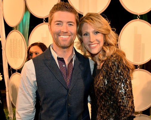 Josh Turner with his wife