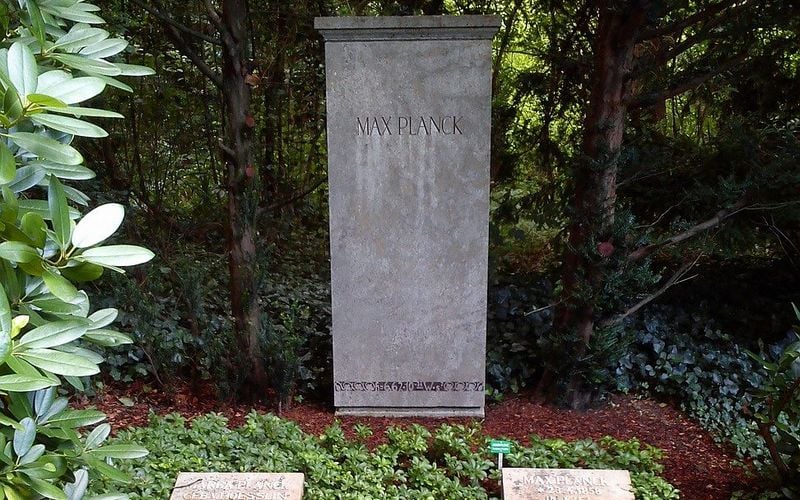 Max Planck’s grave