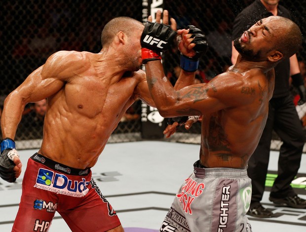 Edson Barboza and Bobby Green