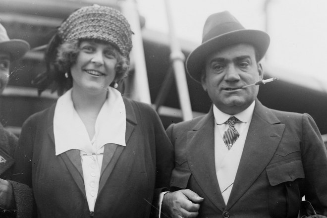 Enrico Caruso and his wife, Dorothy