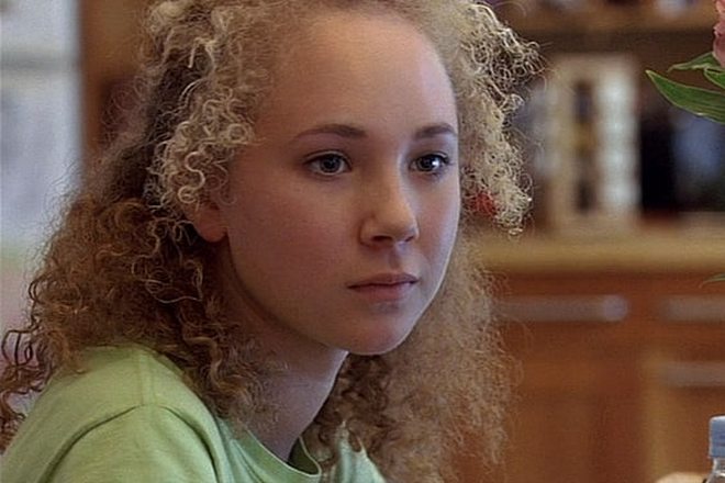 Juno Temple in the movie Notes on a Scandal
