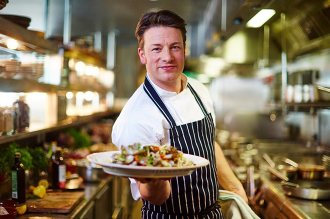 Wie ist Jamie Oliver berühmt geworden?