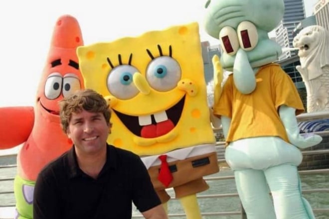 Stephen Hillenburg with the characters of SpongeBob SquarePants cartoon