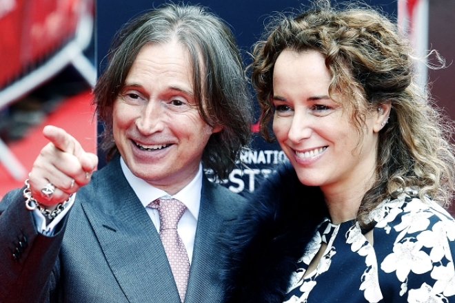 Robert Carlyle and his wife