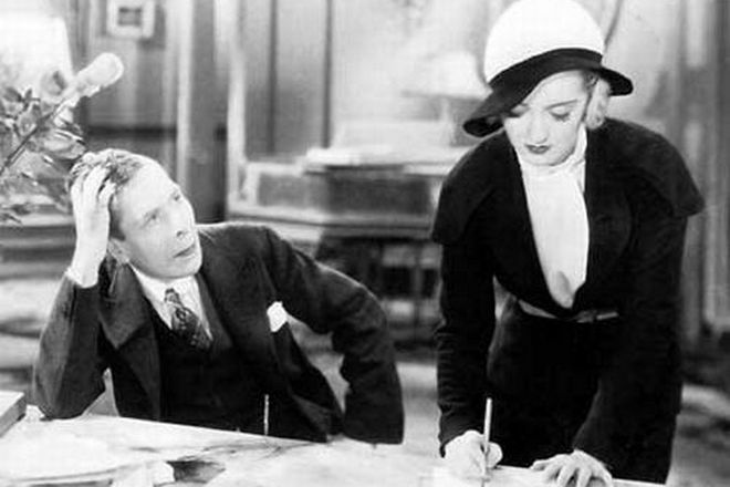 George Arliss and Bette Davis in the film The Man Who Played God