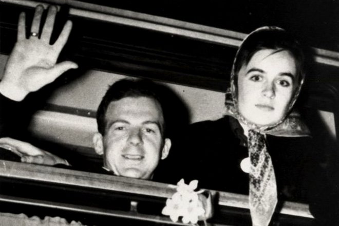 Lee Harvey Oswald and Marina Prusakova leaving the USSR