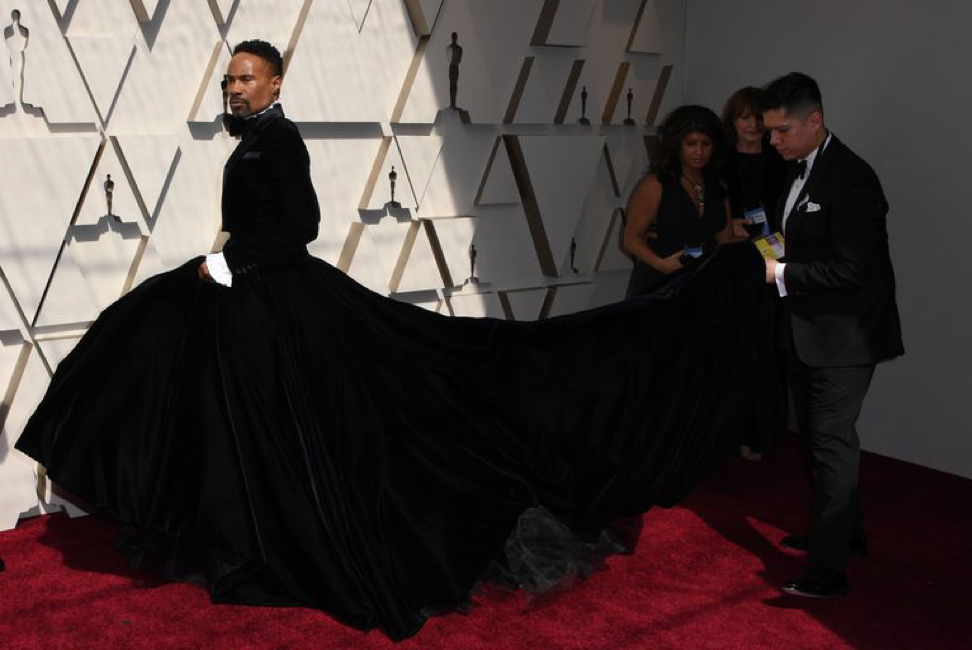 Porter at Oscars 2019 wearing his gown+tuxedo