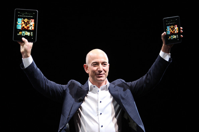 Jeff Bezos presents the electronic book Kindle