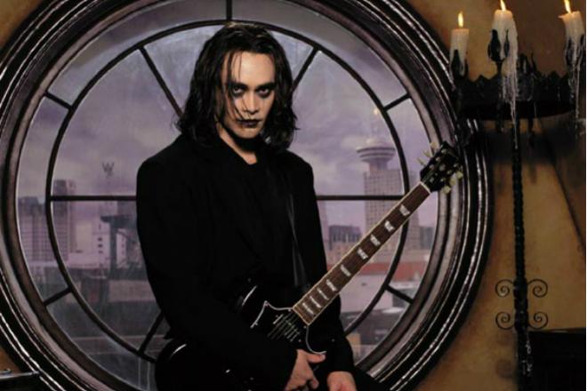 Mark Dacascos in the series The Crow: Stairway to Heaven