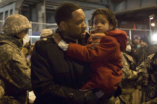 Will Smith and Willow Smith in the movie I Am Legend