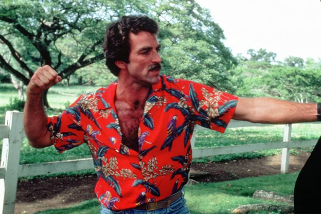Tom Selleck in the series Magnum, P.I.