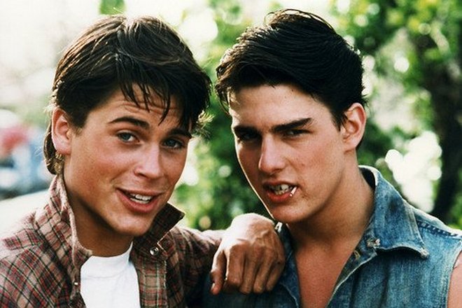 Rob Lowe and Tom Cruise in the movie The Outsiders