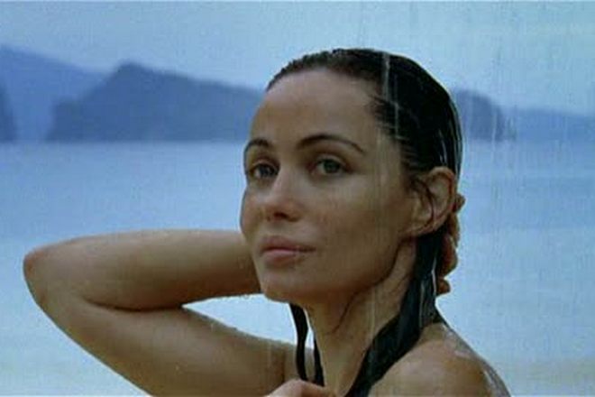 Julie Dreyfus in the film Vinyan
