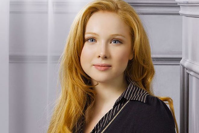 Molly Quinn in the series Castle