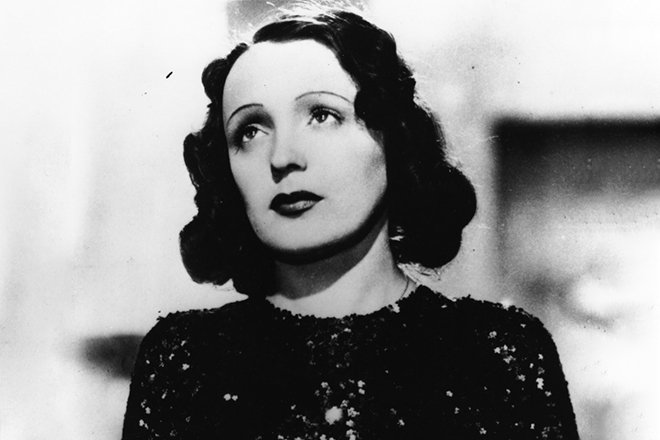 The singer Édith Piaf