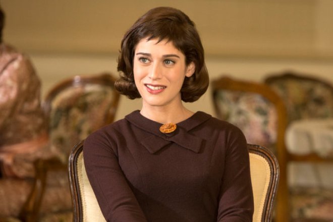 Lizzy Caplan in the movie Masters of Sex