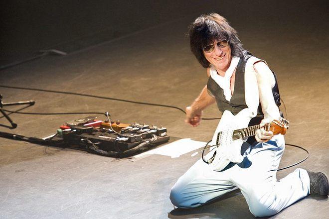 Jeff Beck on stage