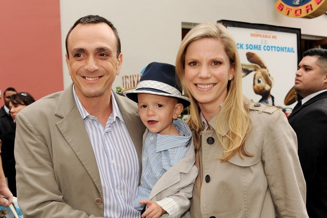 Hank Azaria, his wife Katie Wright and son Hal