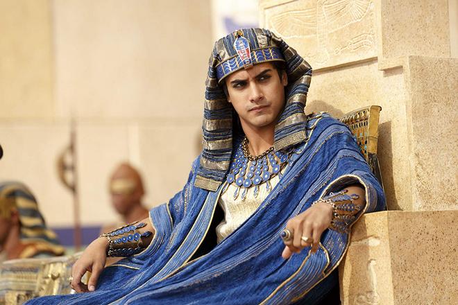 Avan Jogia as Tutankhamun