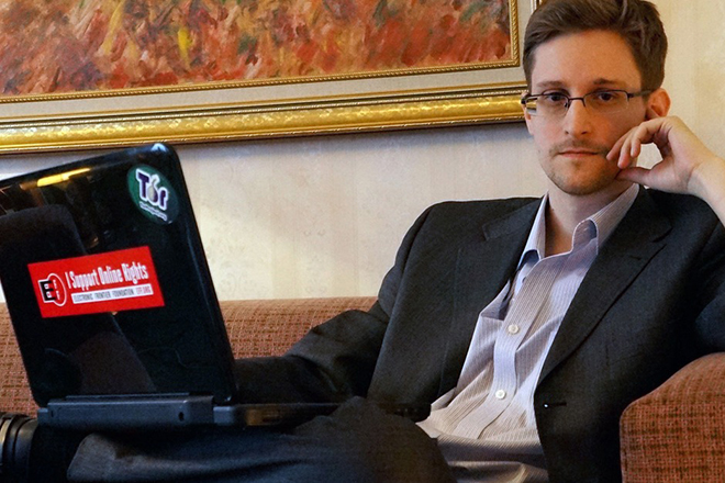 Programmer Edward Snowden